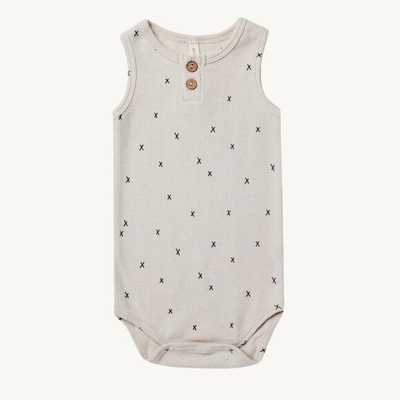 NWT - Quincy Mae Henley criss-cross Bodysuit - Picture 1 of 2